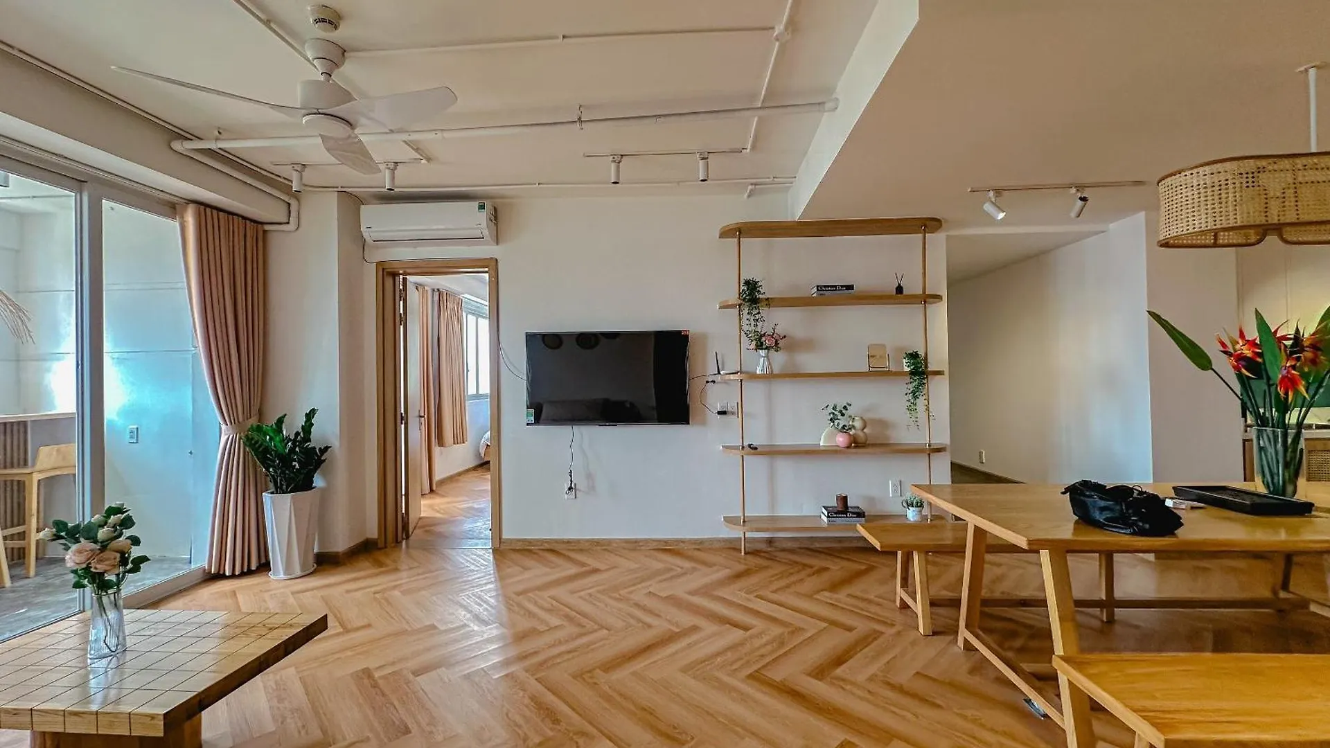 The Distric 1 Apartment - Bui Vien Street & Ben Thanh Martket Ho Chi Minh City 0*,  Vietnam
