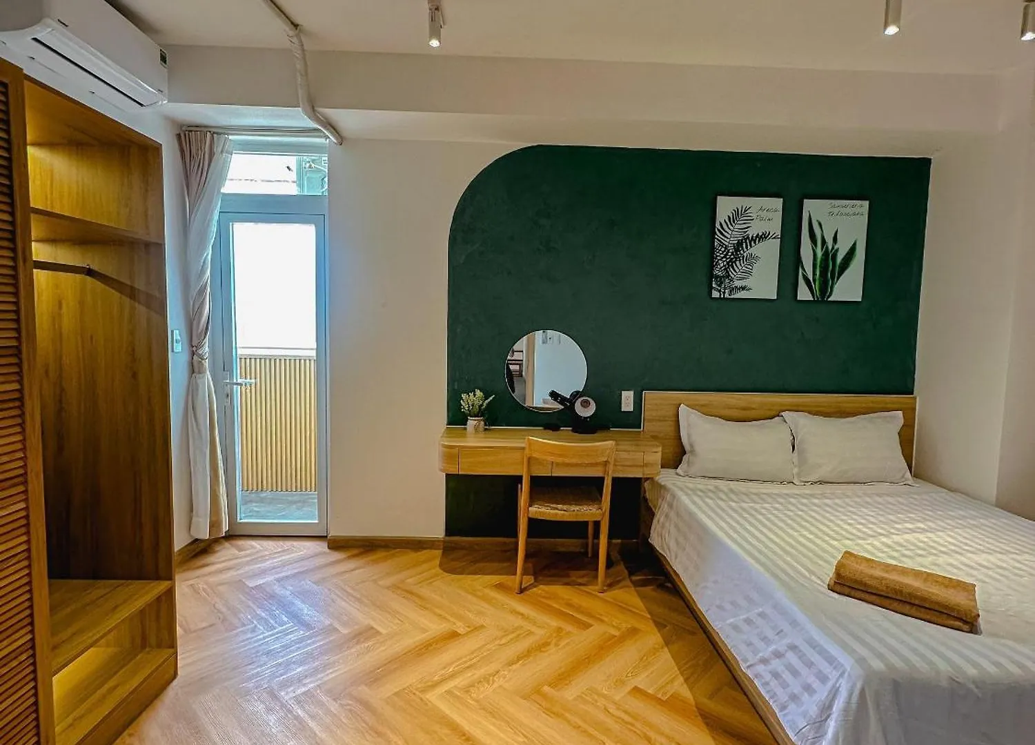 The Distric 1 Apartment - Bui Vien Street & Ben Thanh Martket Ho Chi Minh City Vietnam